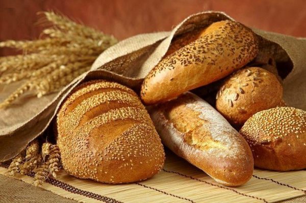 Ăn quá nhiều bánh mì trắng có khiến tăng mỡ bụng?