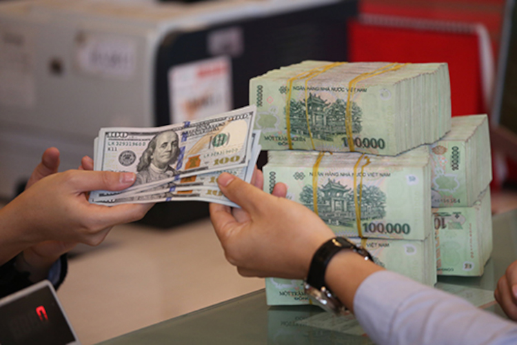 Đồng tiền Việt Nam đang có dấu hiệu tăng nhẹ trong năm nay