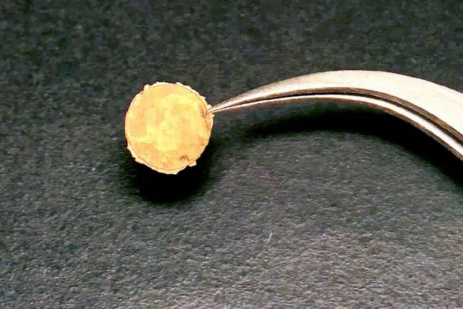 Một "đồng xu" vàng siêu cứng được tạo ra bằng quy trình sản xuất mới